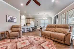 300 Cherry Point Dr, Palmer, TX 75152 - Photo 7