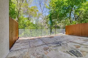 8819 Tudor Pl, Dallas, TX 75228 - Photo 23