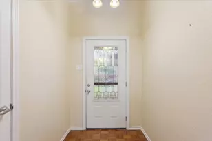 10700 Apache Dr, Waco, TX 76712 - Photo 7