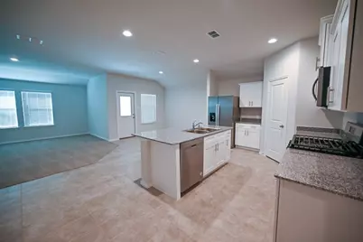 525 Bronze Circle E, Springtown, TX 76082 - Photo 3