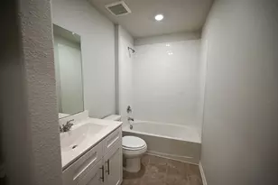525 Bronze Cir E, Springtown, TX 76082 - Photo 9
