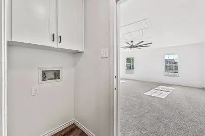 660 Pleasant Manor Avenue, Burleson, TX 76028 - Photo 11