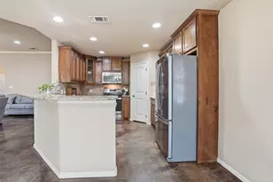 1700 Flagstone Ct, Granbury, TX 76049 - Photo 15