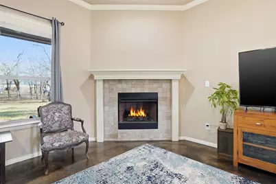 1700 Flagstone Court, Granbury, TX 76049 - Photo 9