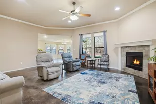 1700 Flagstone Ct, Granbury, TX 76049 - Photo 9