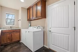 1700 Flagstone Ct, Granbury, TX 76049 - Photo 29