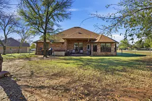 1700 Flagstone Ct, Granbury, TX 76049 - Photo 35