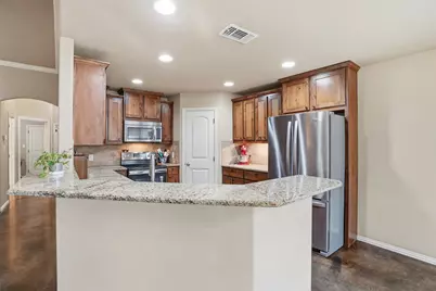 1700 Flagstone Court, Granbury, TX 76049 - Photo 15