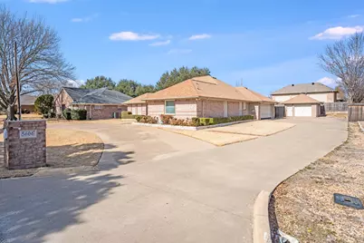 5606 Choctaw Drive, Granbury, TX 76049 - Photo 3