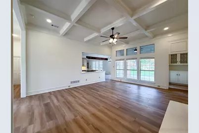 429 Remington Drive E, Highland Village, TX 75077 - Photo 7