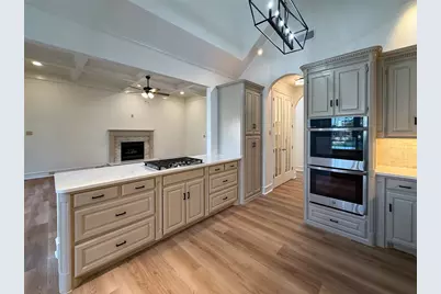 429 Remington Drive E, Highland Village, TX 75077 - Photo 11