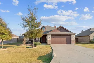 105 Cherry Point Dr, Palmer, TX 75152 - Photo 1