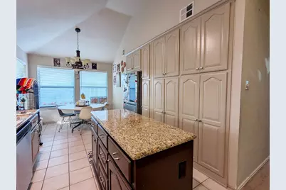 3405 Spring Willow Drive, Grapevine, TX 76051 - Photo 7