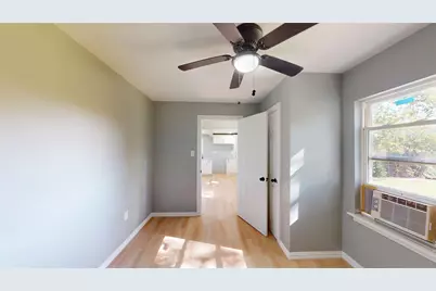 5729 Donnelly Avenue, Fort Worth, TX 76107 - Photo 17