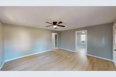 5729 Donnelly Avenue, Fort Worth, TX 76107 - Photo 7