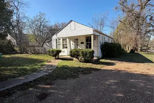 6102 Live Oak St, Greenville, TX 75402 - Photo 5