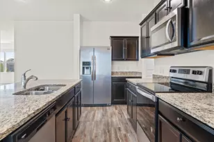 229 Concho River Dr, Glenn Heights, TX 75154 - Photo 7