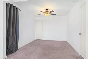 229 Concho River Dr, Glenn Heights, TX 75154 - Photo 17