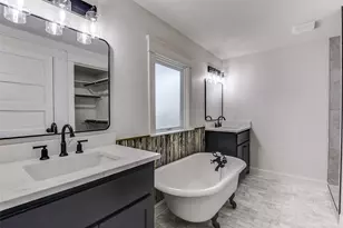 810 E Marvin Ave, Waxahachie, TX 75165 - Photo 15