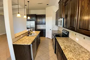 1525 Avenue A, Grand Prairie, TX 75051 - Photo 15