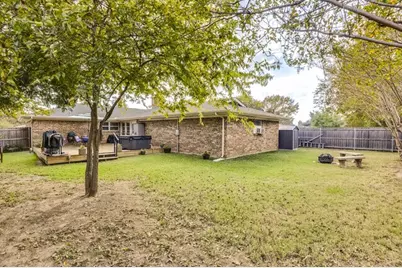 1208 Cindy Lane, Cleburne, TX 76033 - Photo 25