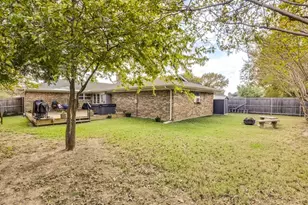1208 Cindy Ln, Cleburne, TX 76033 - Photo 25