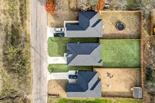 506 Broadway St, Whitesboro, TX 76273 - Photo 35