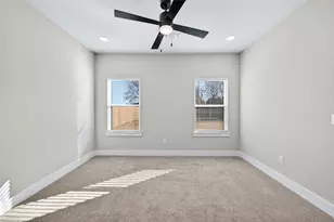 506 Broadway St, Whitesboro, TX 76273 - Photo 21