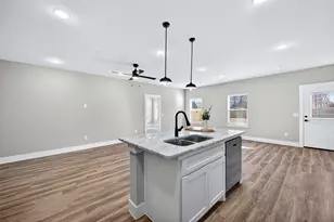 506 Broadway St, Whitesboro, TX 76273 - Photo 9