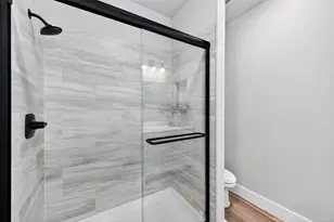 506 Broadway St, Whitesboro, TX 76273 - Photo 17