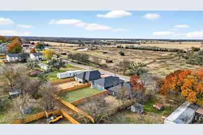 506 Broadway Street, Whitesboro, TX 76273 - Photo 33