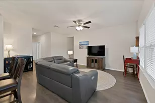 906 Honey Maple St, Princeton, TX 75407 - Photo 13