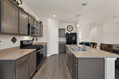 906 Honey Maple Street, Princeton, TX 75407 - Photo 17