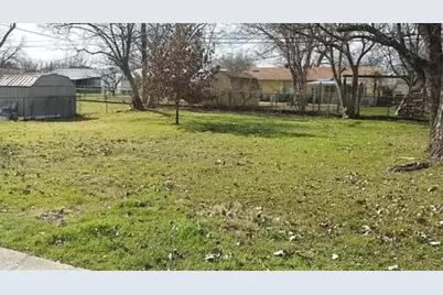 809 Milam Drive, Euless, TX 76039 - Photo 11