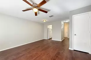 425 SW Thomas St, Burleson, TX 76028 - Photo 5