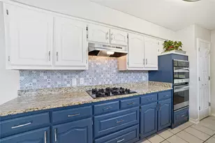 1322 David Dr, Garland, TX 75043 - Photo 9