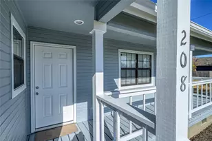 208 Maple St, Gunter, TX 75058 - Photo 5