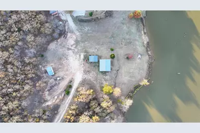 819 Captain S Drive, Bowie, TX 76230 - Photo 5