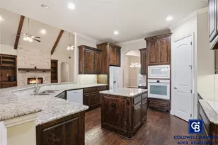 14125 Aston Falls Dr, Haslet, TX 76052 - Photo 11