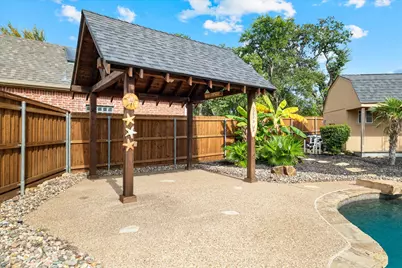 621 Trails End Court, Hurst, TX 76054 - Photo 35