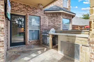 621 Trails End Ct, Hurst, TX 76054 - Photo 31