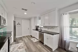 225 Timber Ridge Cir, Burleson, TX 76028 - Photo 11