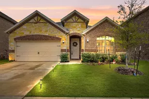 541 Breeds Hl Rd, Little Elm, TX 75068 - Photo 1
