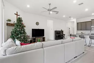 541 Breeds Hl Rd, Little Elm, TX 75068 - Photo 5