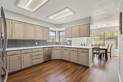 100 NE McAlister Road, Burleson, TX 76028 - Photo 11