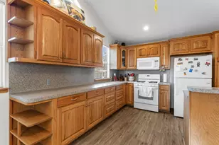 2010 Burroughs St, Wichita Falls, TX 76309 - Photo 9