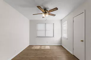 2010 Burroughs St, Wichita Falls, TX 76309 - Photo 11