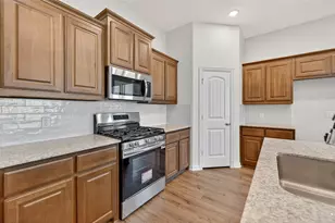 3519 Helena St, Gainesville, TX 76240 - Photo 11