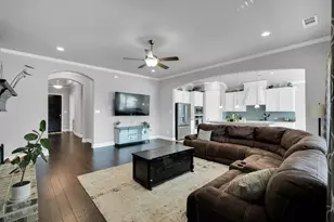 618 Lonesome Dove Dr, Midlothian, TX 76065 - Photo 9