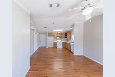 119 Windy Creek Court, Springtown, TX 76082 - Photo 21